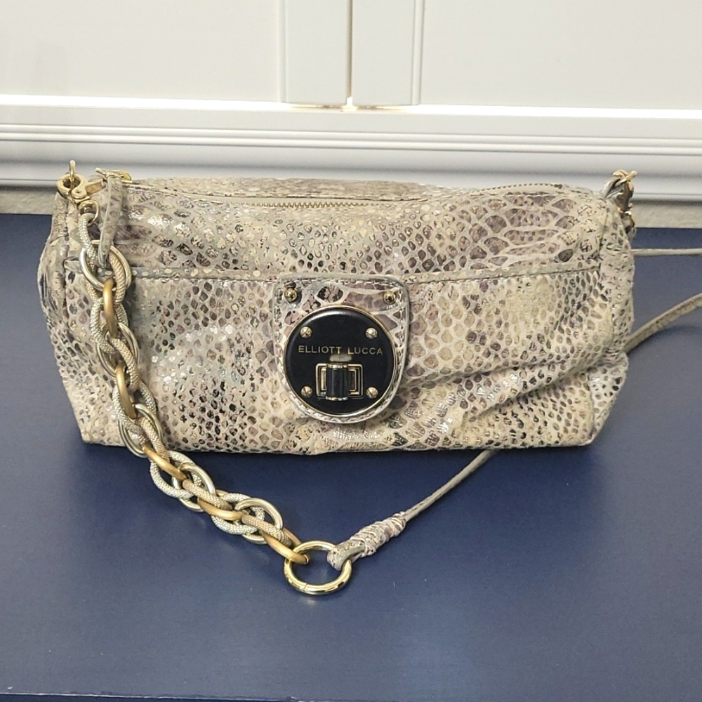 Elliott Lucca crossbody